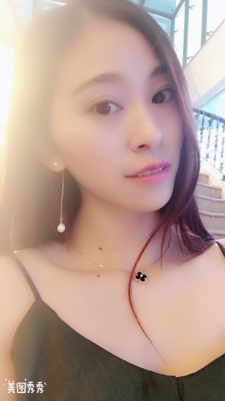 隨風的云的第一张照片--衡阳相亲服务中心