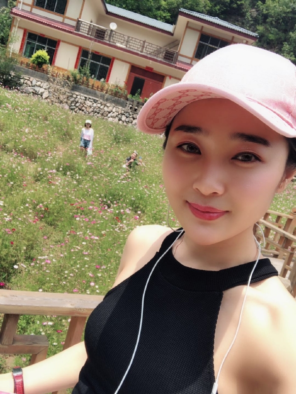 诗琪的第二张照片--衡阳相亲服务中心