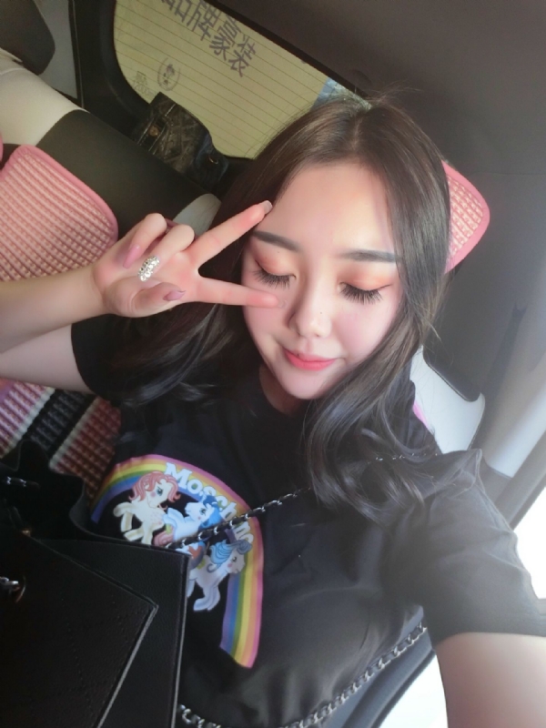 佳怡的第四张照片--衡阳相亲服务中心