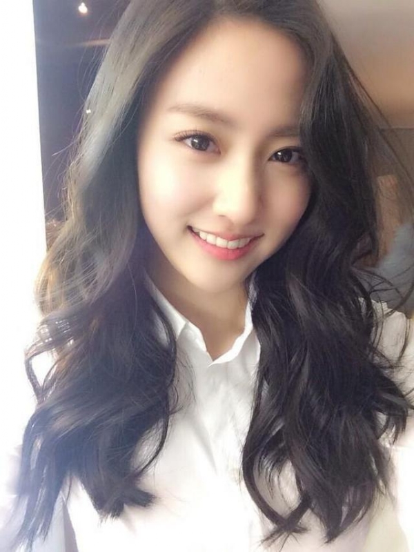 等爱的易微的第一张照片--衡阳相亲服务中心