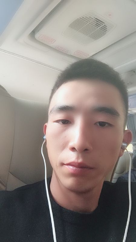九二年的猴子的第一张照片--衡阳相亲服务中心