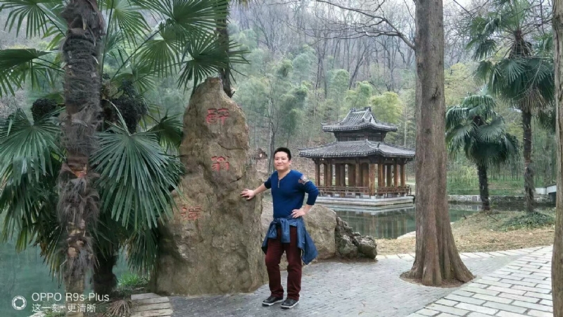 烦事用点心的第一张照片--衡阳相亲服务中心