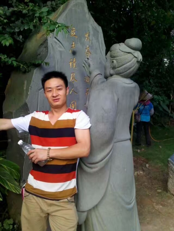 相依相伴的第一张照片--衡阳相亲服务中心