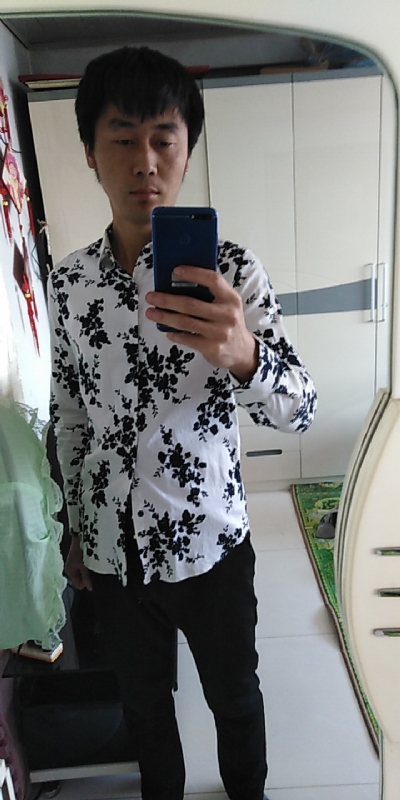 兰若寺里的书生的第一张照片--衡阳相亲服务中心