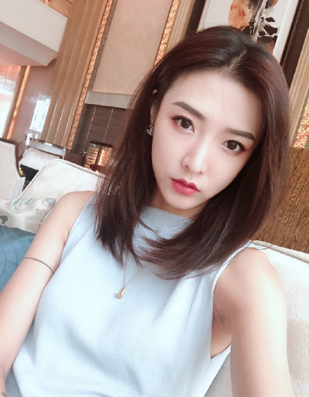 嘉嘉的第一张照片--衡阳相亲服务中心