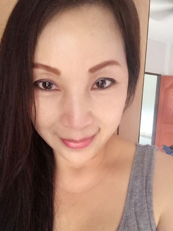 ying的第一张照片--衡阳相亲服务中心