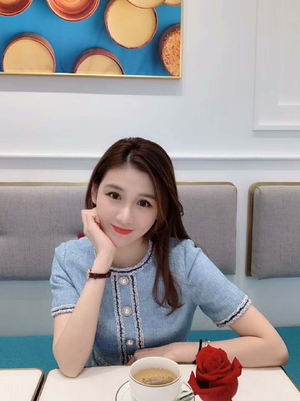 Emily的第二张照片--衡阳相亲服务中心