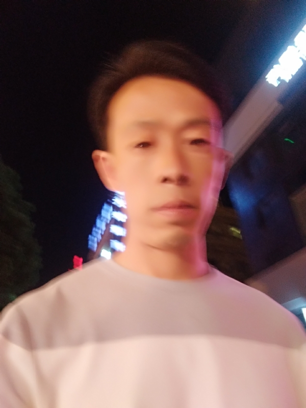 找个人来爱的第一张照片--衡阳相亲服务中心