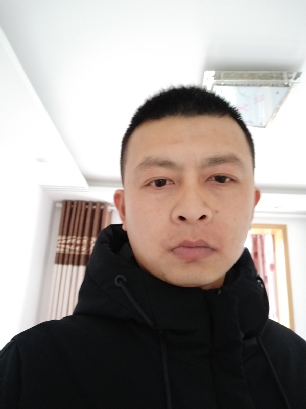 吴伟899的第一张照片--衡阳相亲服务中心