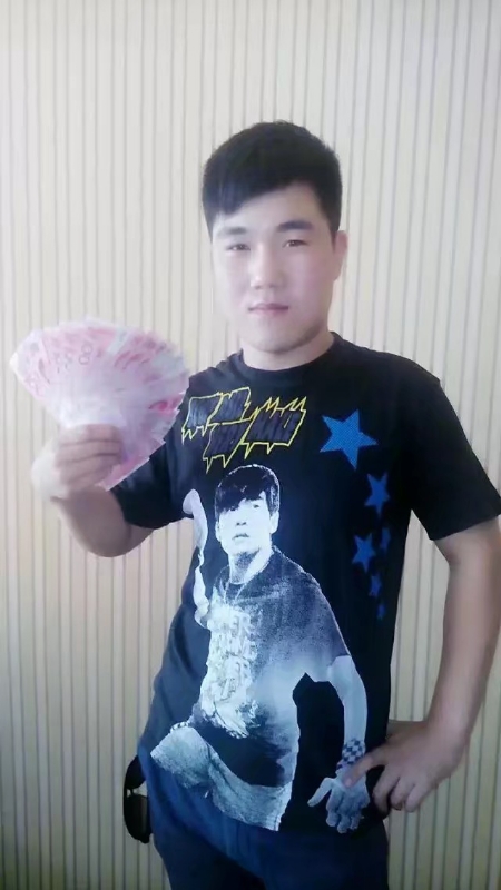 小飞的第二张照片--衡阳相亲服务中心