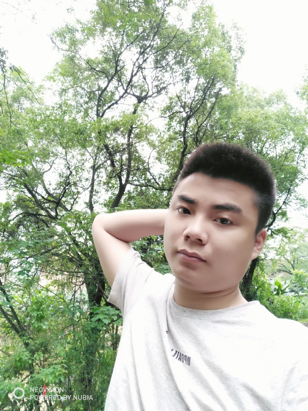 黄帅哥的第一张照片--衡阳相亲服务中心