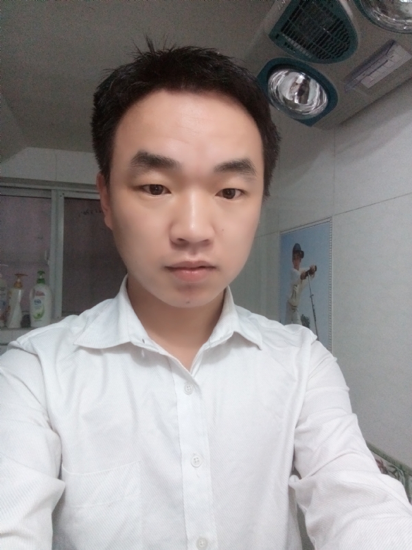 夜凉露沾衣的第二张照片--衡阳相亲服务中心