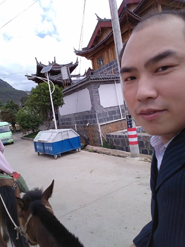 当代军人的第一张照片--衡阳相亲服务中心