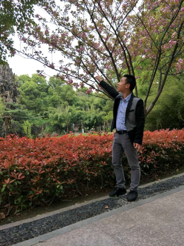 坦诚的第一张照片--衡阳相亲服务中心