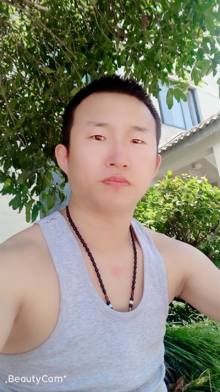 系咯在的第一张照片--衡阳相亲服务中心