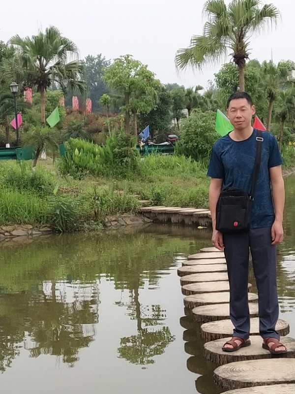 星星知我心的第一张照片--衡阳相亲服务中心