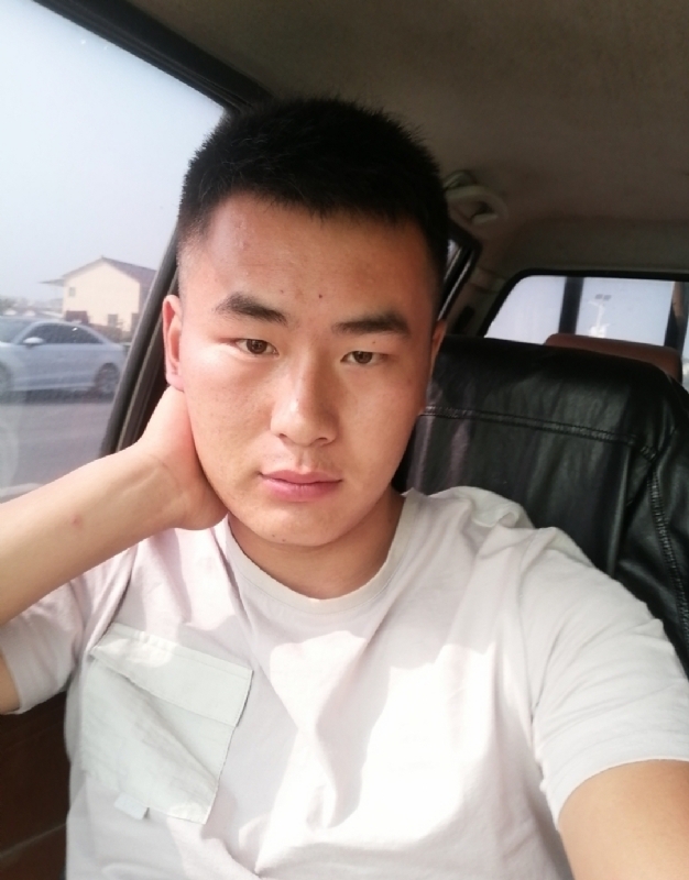 马宏亮的第二张照片--衡阳相亲服务中心