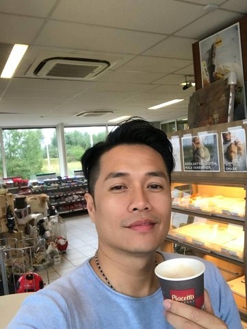 短歌的第一张照片--衡阳相亲服务中心