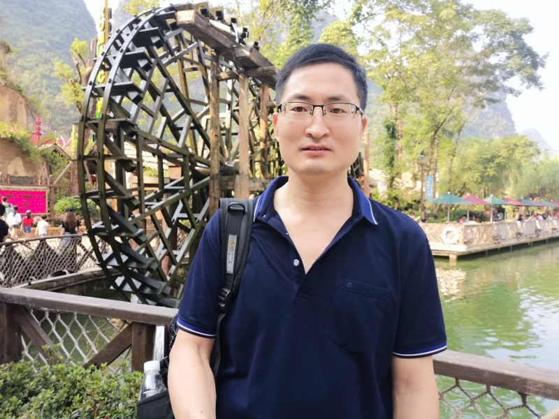 一笑而过的第一张照片--衡阳相亲服务中心