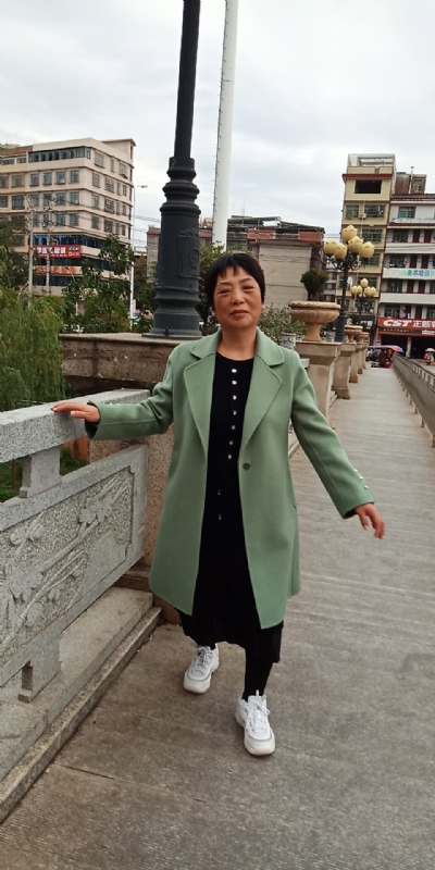 小玲的第一张照片--衡阳相亲服务中心