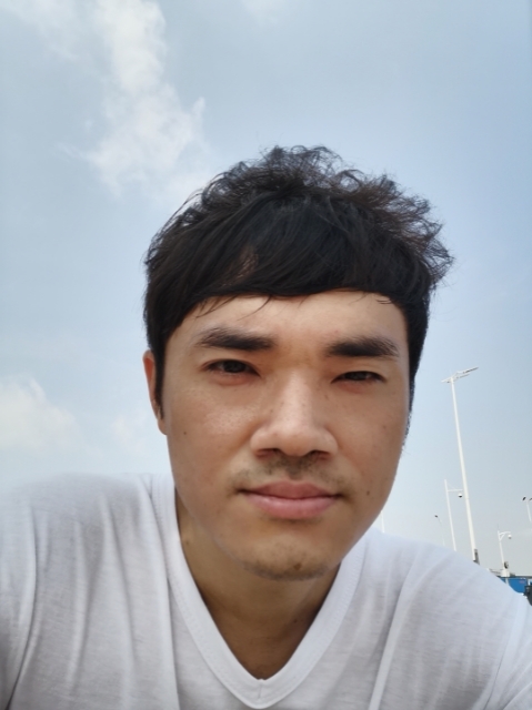 老实人的第一张照片--衡阳相亲服务中心