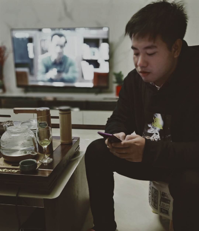 嗯今年能脱单吗的第一张照片--衡阳相亲服务中心