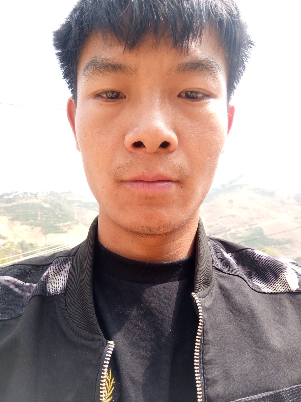 唐伟的第一张照片--衡阳相亲服务中心