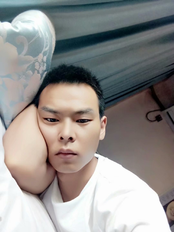 琪子心的第一张照片--衡阳相亲服务中心