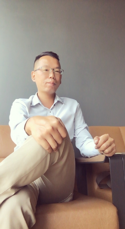 LI的第一张照片--衡阳相亲服务中心