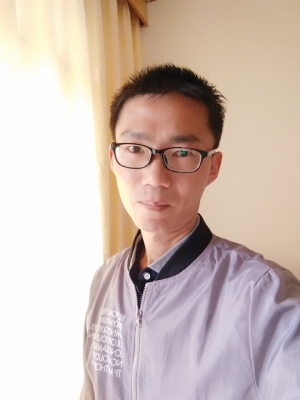 平凡的风的第二张照片--衡阳相亲服务中心