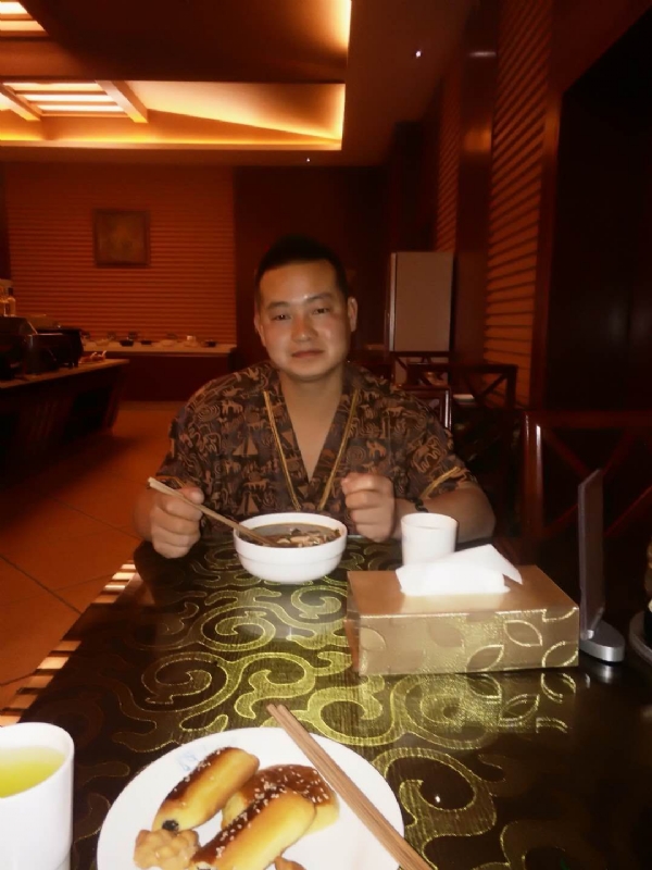 会飞的鱼的第一张照片--衡阳相亲服务中心