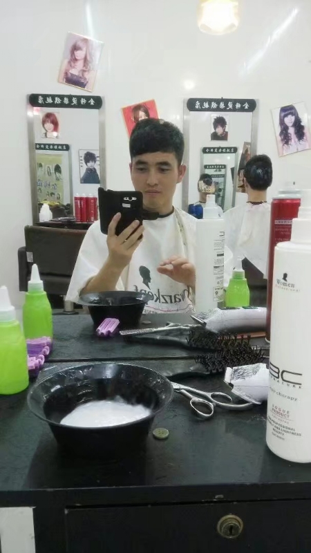 牛郎的第二张照片--衡阳相亲服务中心