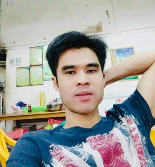 Huang的第一张照片--衡阳相亲服务中心