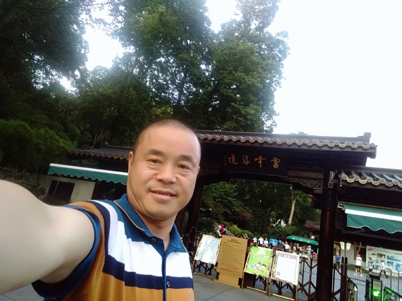 夏雨晨紫的第一张照片--衡阳相亲服务中心