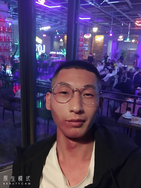 东北小伙的第一张照片--衡阳相亲服务中心