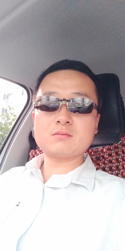 痛苦的单身狗的第一张照片--衡阳相亲服务中心