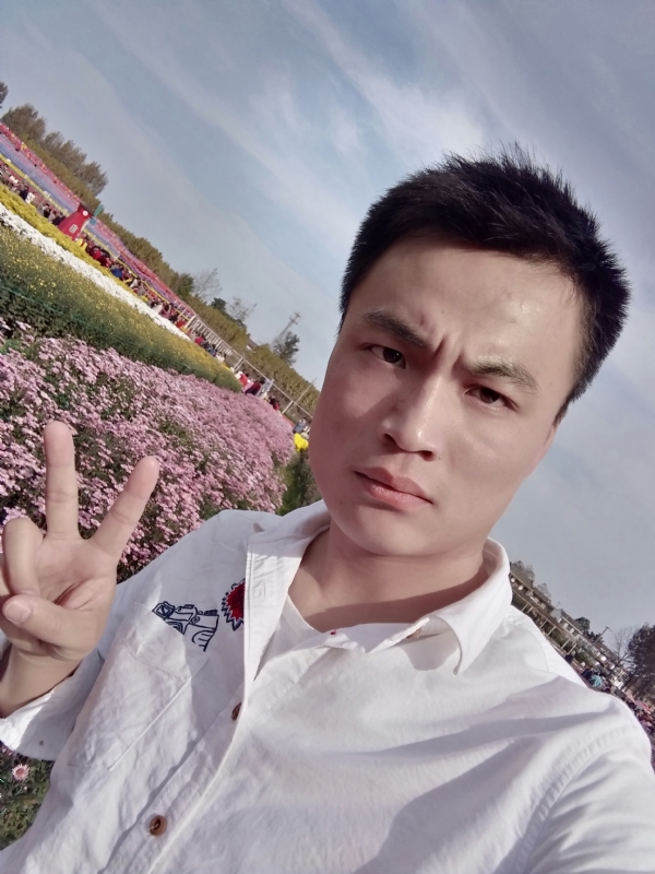 心碎无痕的第二张照片--衡阳相亲服务中心