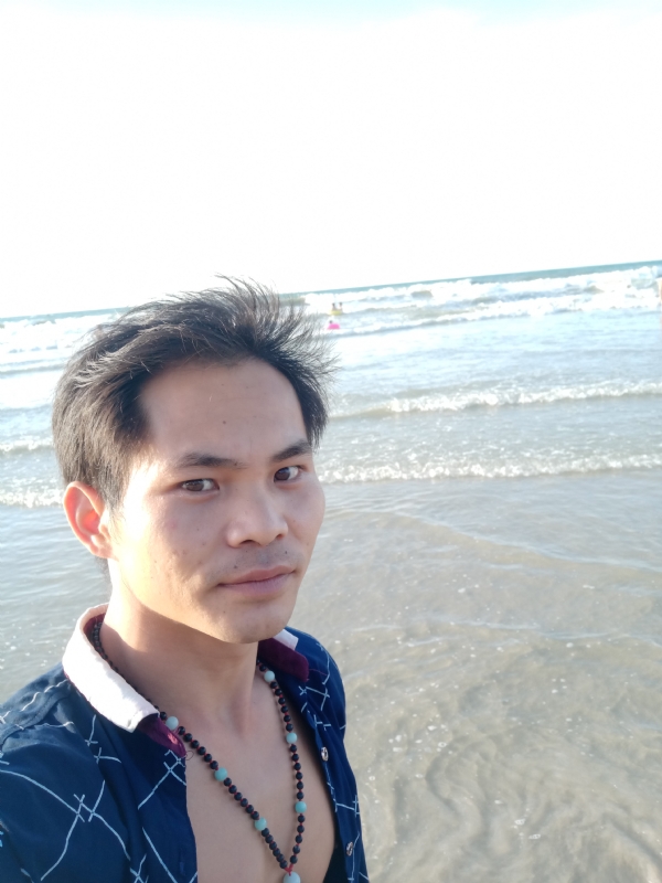 爱已欠费的第一张照片--衡阳相亲服务中心