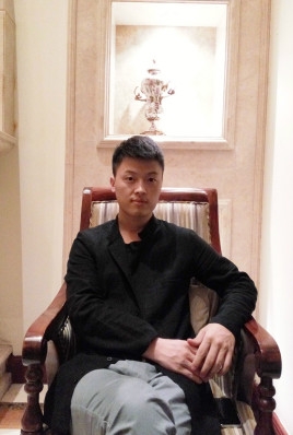 制片人杨亚林的第二张照片--衡阳相亲服务中心