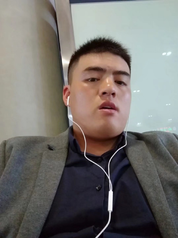 崩沙卡拉卡的第一张照片--衡阳相亲服务中心