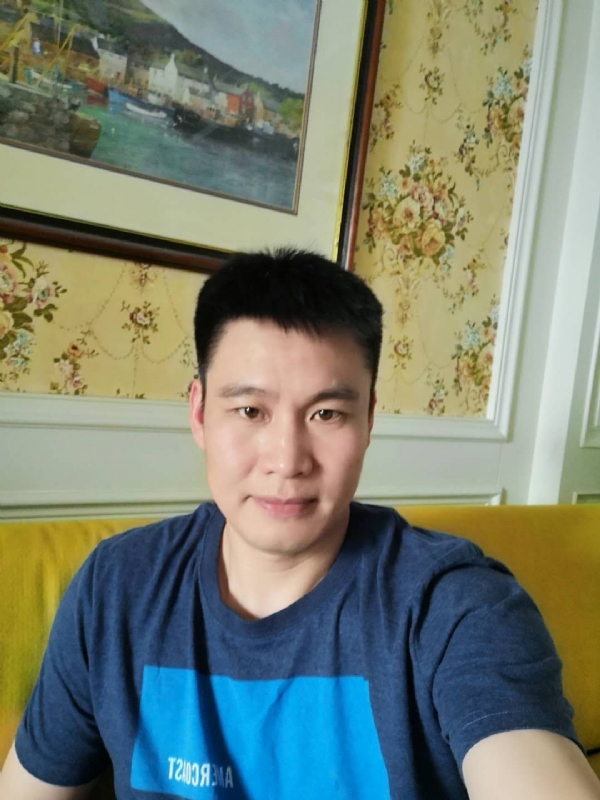 阳光灿烂的第二张照片--衡阳相亲服务中心