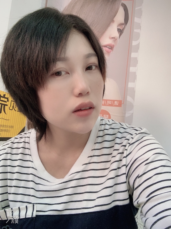 寻找爱情的第一张照片--衡阳相亲服务中心