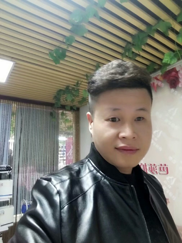 萧郎的第一张照片--衡阳相亲服务中心