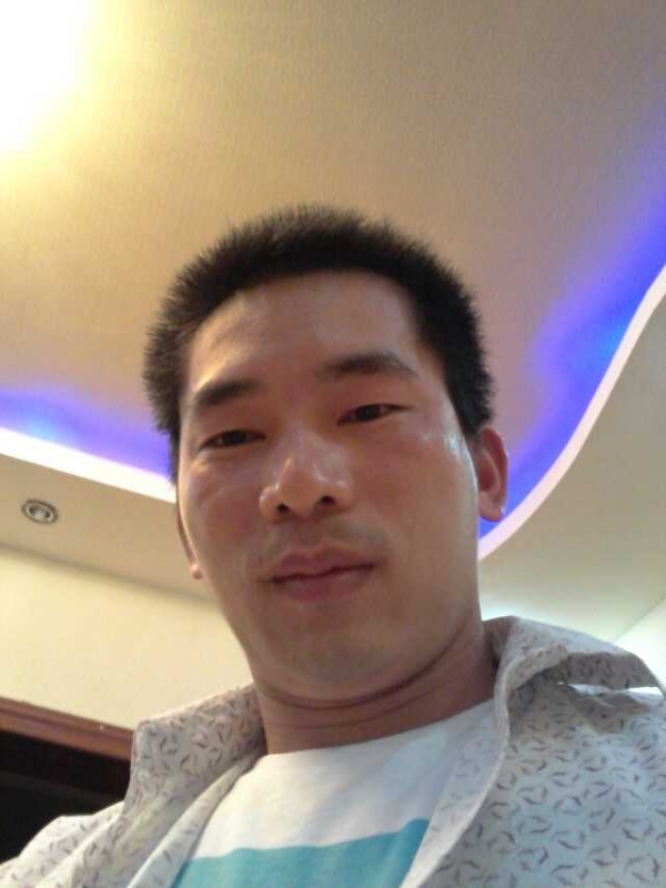 你好呀的第一张照片--衡阳相亲服务中心