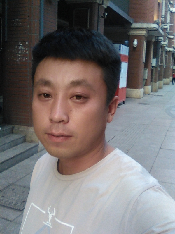 冰冷的心的第一张照片--衡阳相亲服务中心