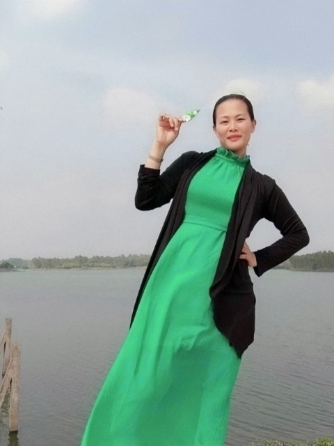 李梅的第二张照片--衡阳相亲服务中心