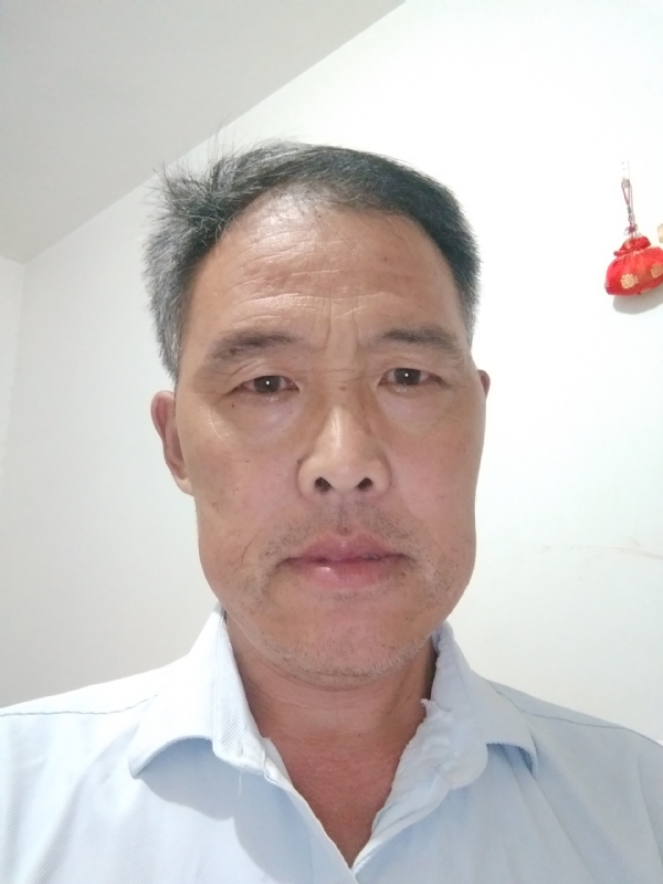 邹学辉的第三张照片--衡阳相亲服务中心