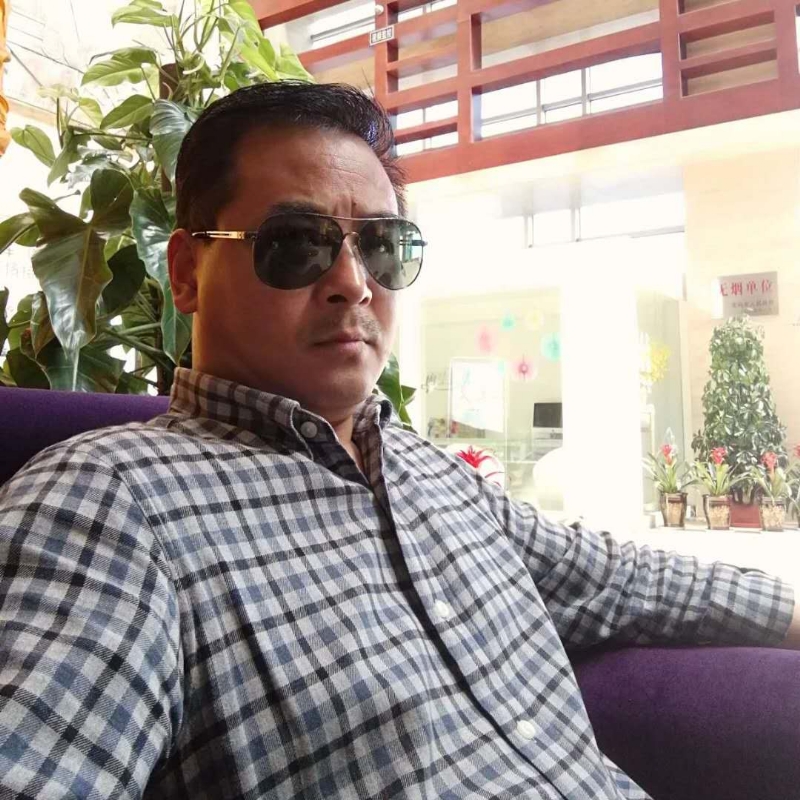 雪豹的第一张照片--衡阳相亲服务中心