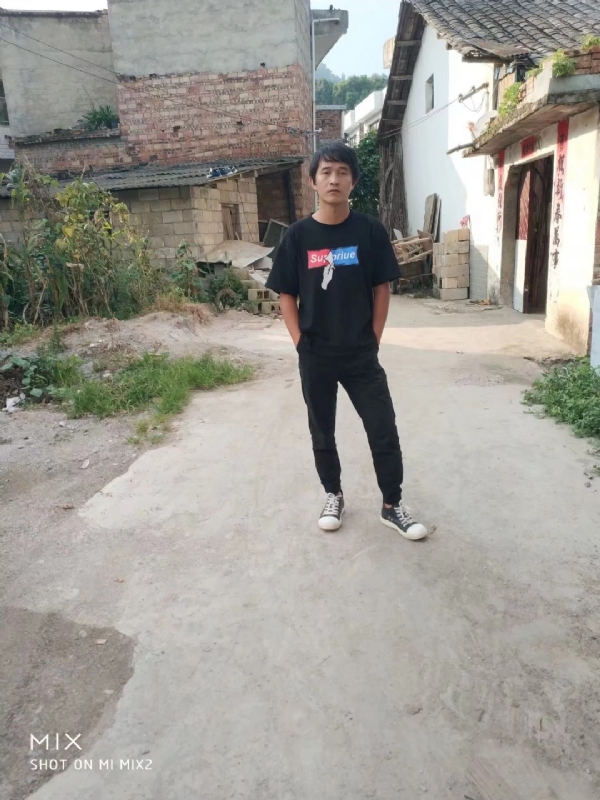 活活该的第一张照片--衡阳相亲服务中心