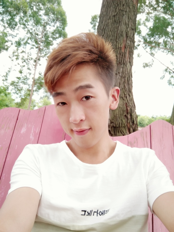 一觉睡到小时候的第二张照片--衡阳相亲服务中心